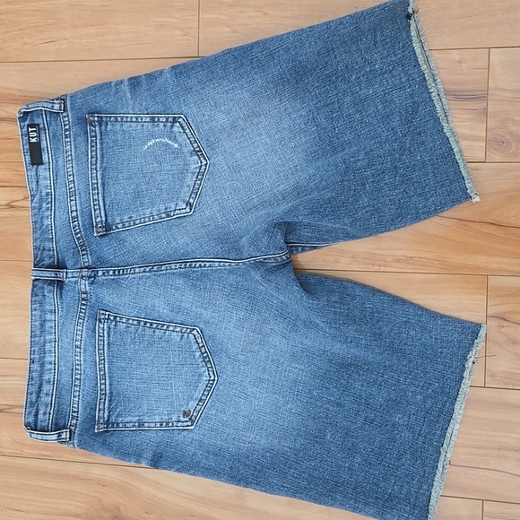 Kut From The Kloth Sophie Bermuda High Rise Jean Shorts Raw Hem Cut Off Size 10 - Picture 2 of 10